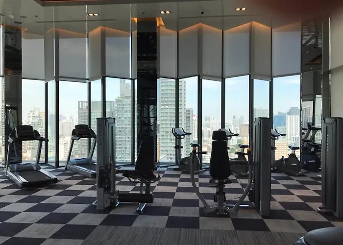 Thonglor Bts Smart Tv Center 公寓